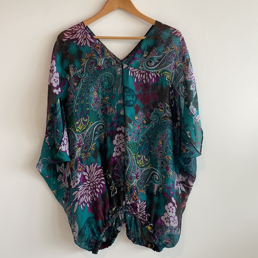 Etro Silk Paisley Floral Short Sleeve Blouse with VNeck Size Large